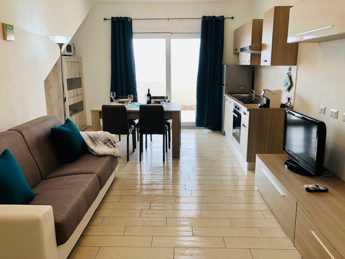 Apartment Tramonto Sea-Front Valledoria  Exterior foto