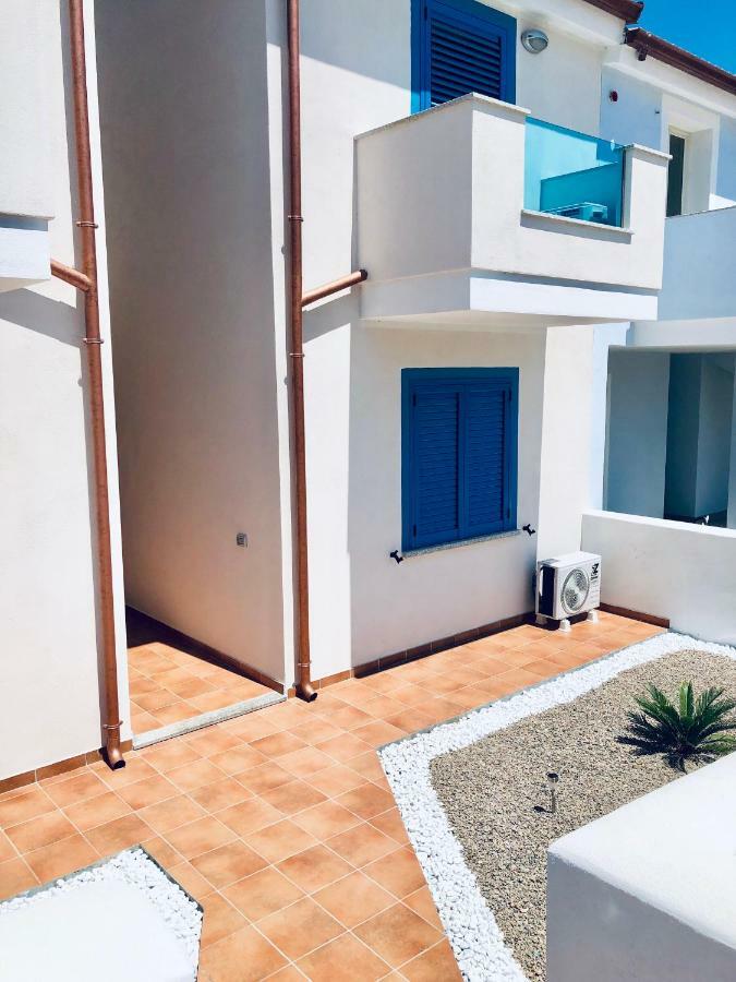 Apartment Tramonto Sea-Front Valledoria  Exterior foto
